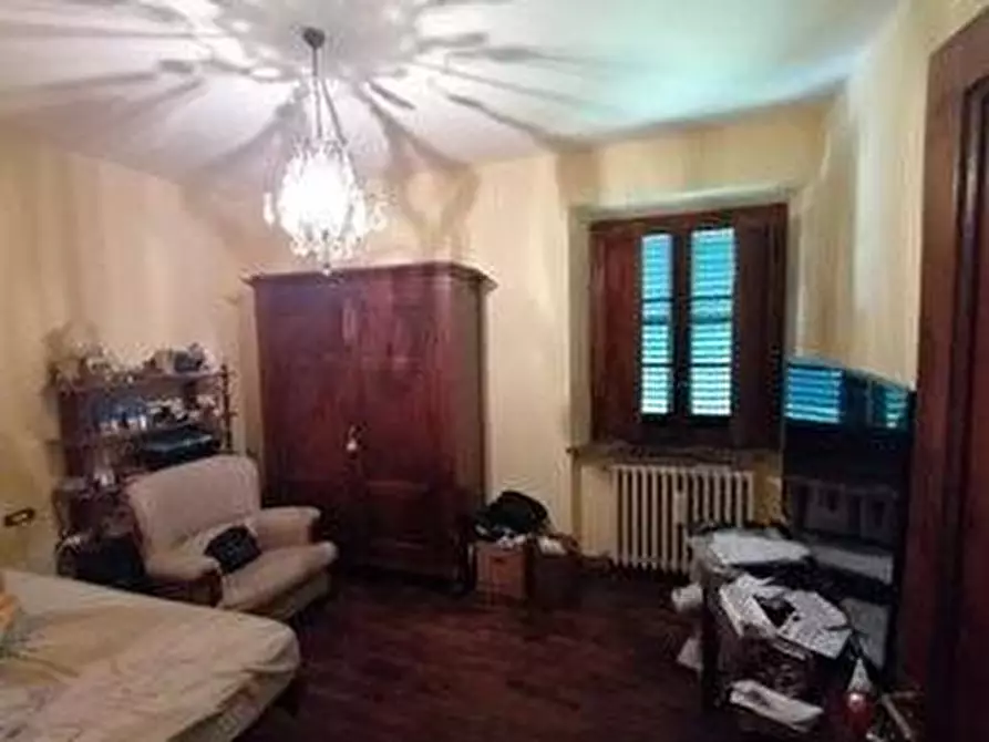 Immagine 8 di Villa in vendita  a Lucca