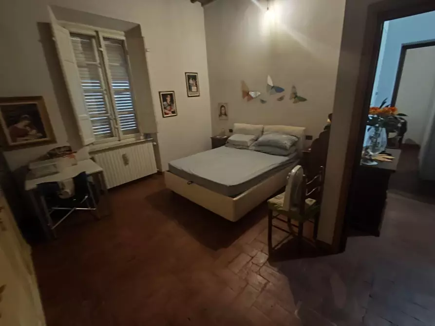 Immagine 19 di Appartamento in vendita  a Lucca