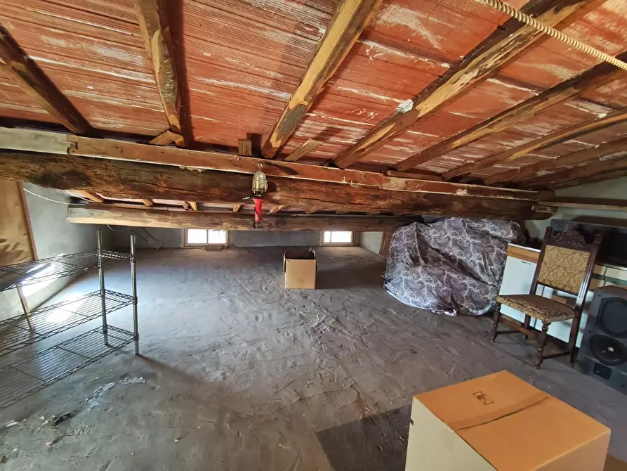 Immagine 15 di Terratetto in vendita  a Lucca