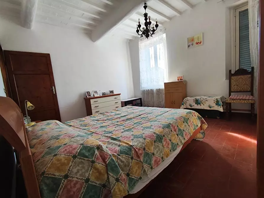 Immagine 47 di Terratetto in vendita  a Lucca