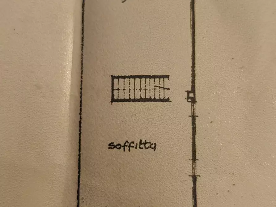 Immagine 75 di Terratetto in vendita  a Lucca