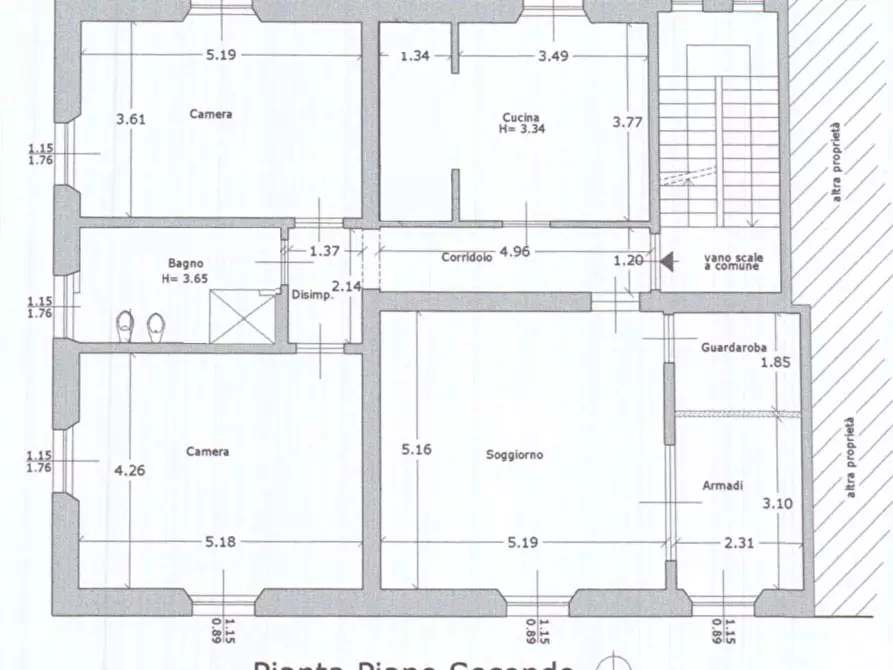 Immagine 23 di Appartamento in vendita  a Lucca