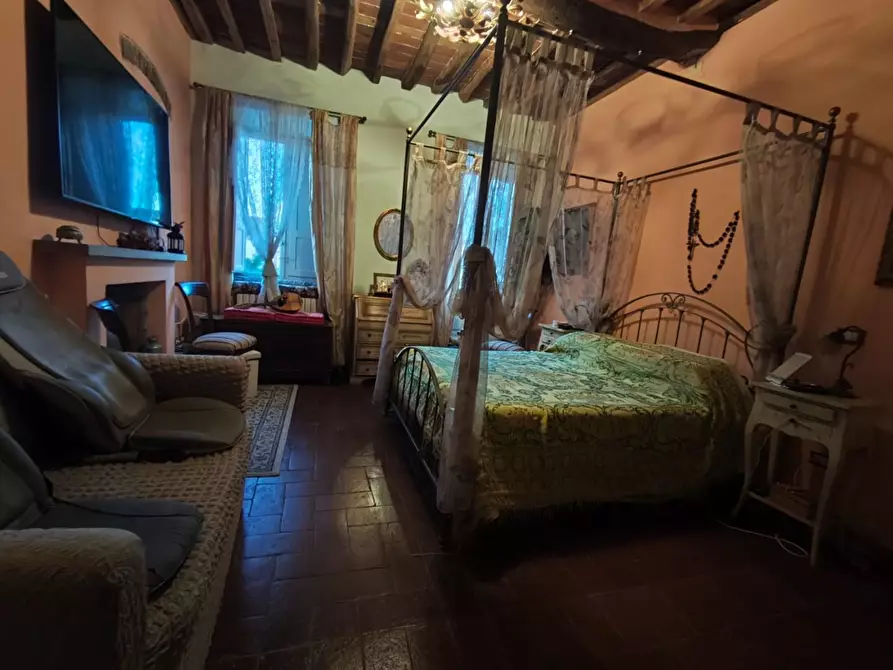 Immagine 27 di Terratetto in vendita  a Lucca