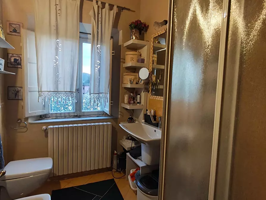 Immagine 49 di Terratetto in vendita  a Lucca