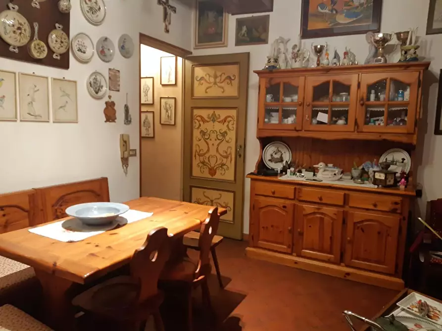 Immagine 20 di Appartamento in vendita  a Lucca