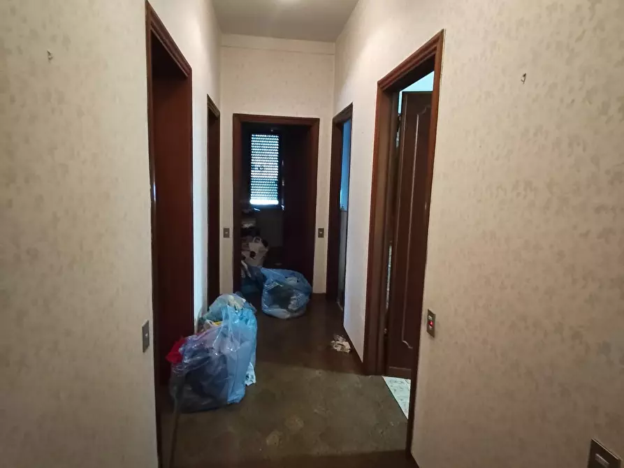 Immagine 33 di Villa in vendita  a Lucca