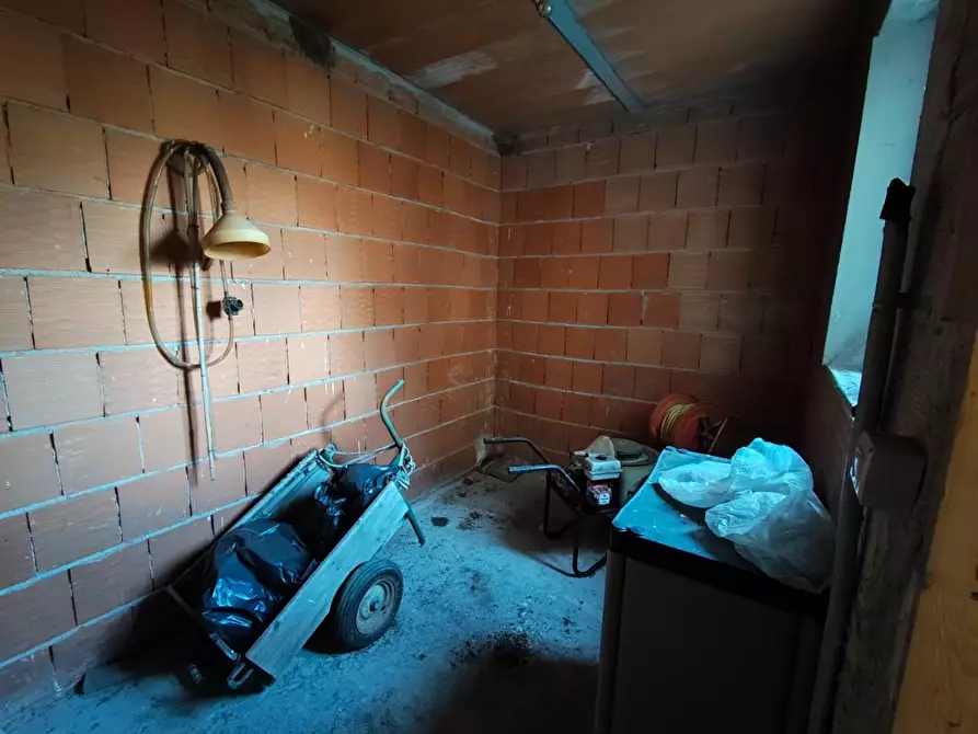 Immagine 55 di Villa in vendita  a Lucca