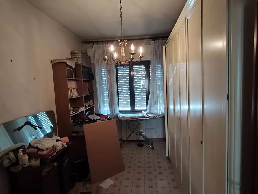 Immagine 37 di Villa in vendita  a Lucca