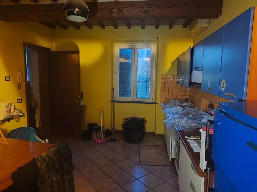 Immagine 6 di Appartamento in vendita  a Lucca