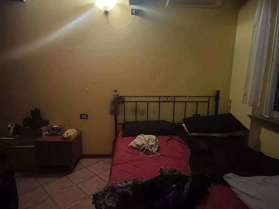 Immagine 9 di Appartamento in vendita  a Lucca