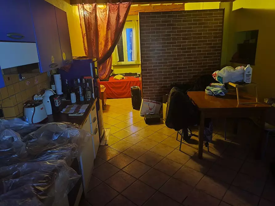 Immagine 3 di Appartamento in vendita  a Lucca