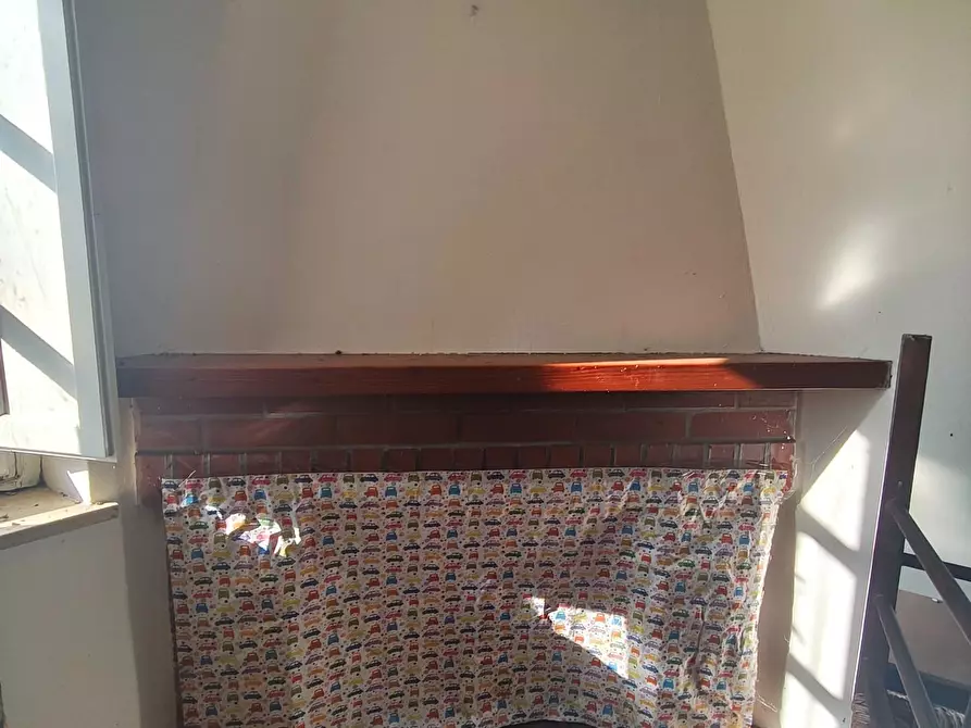 Immagine 17 di Appartamento in vendita  a Lucca