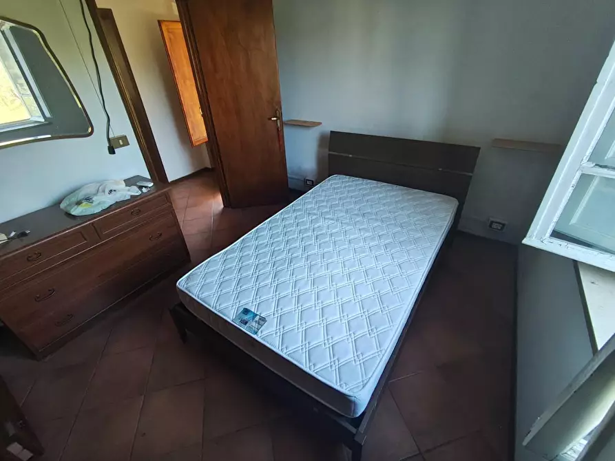 Immagine 14 di Appartamento in vendita  a Lucca