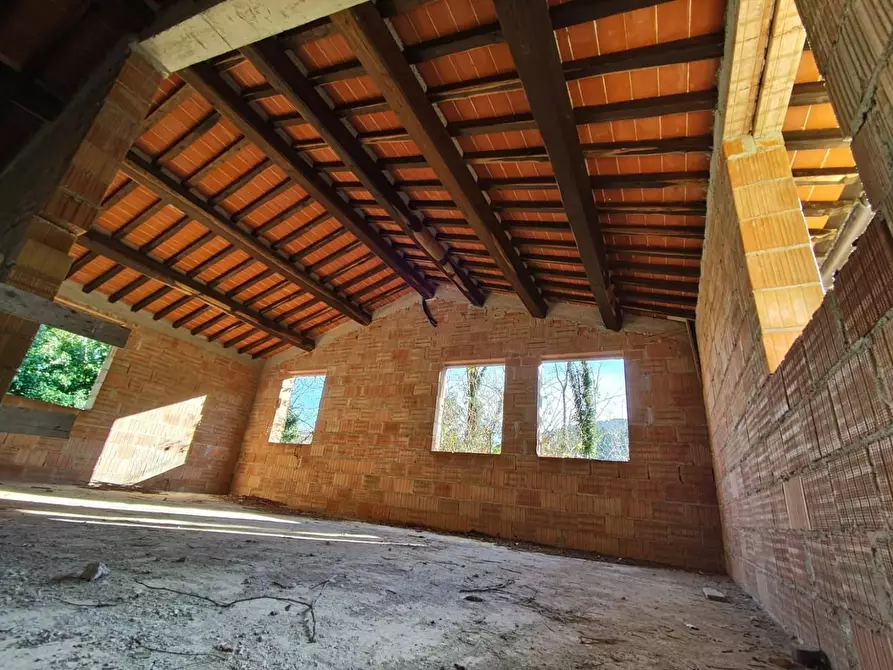 Immagine 23 di Rustico / casale in vendita  a Capannori