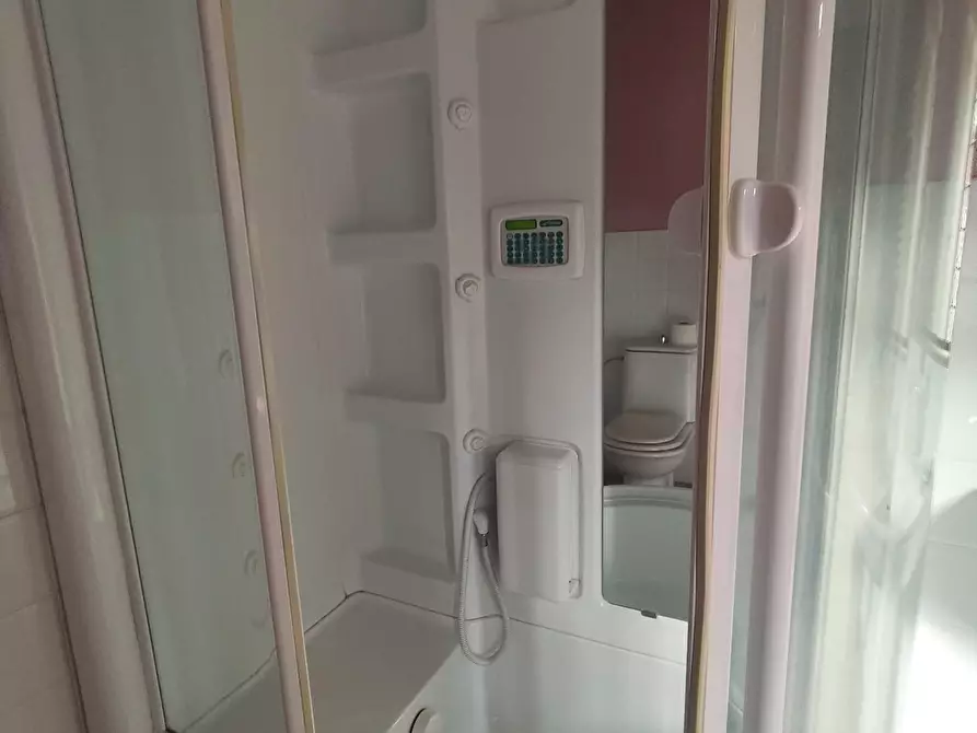 Immagine 50 di Casa colonica in vendita  a Capannori