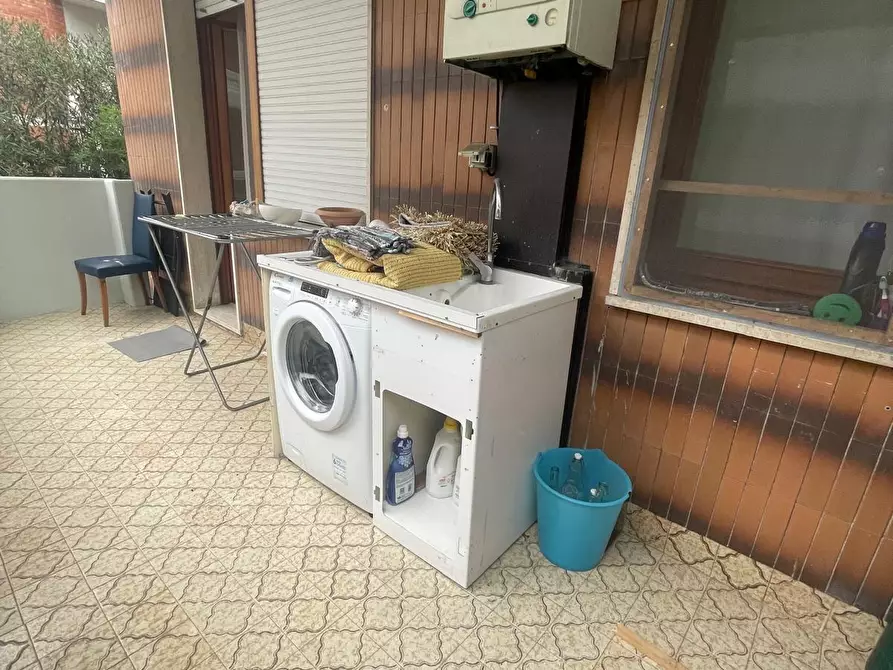 Immagine 10 di Appartamento in vendita  a Carrara