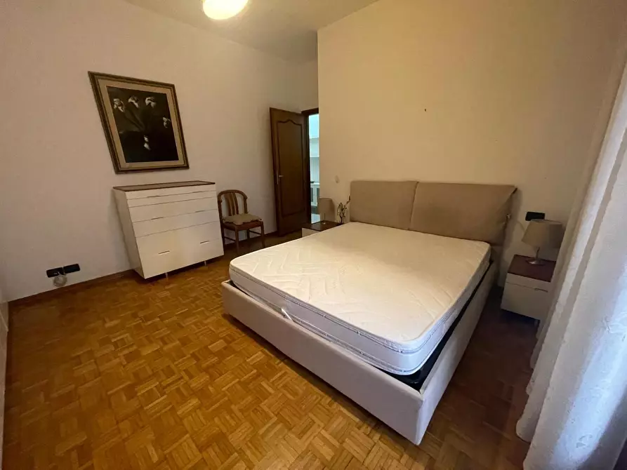 Immagine 12 di Appartamento in vendita  a Carrara