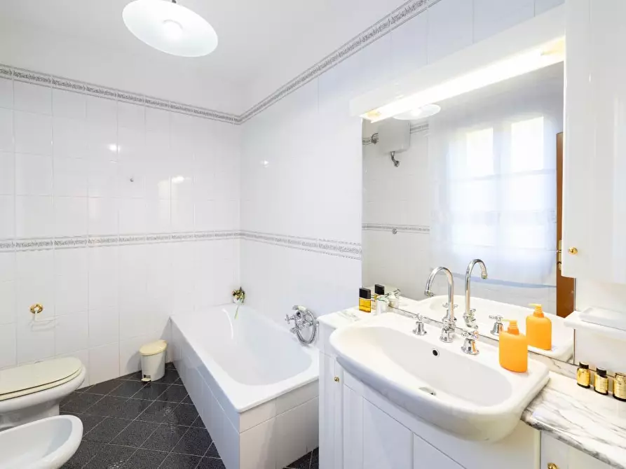 Immagine 23 di Rustico / casale in vendita  a Palaia