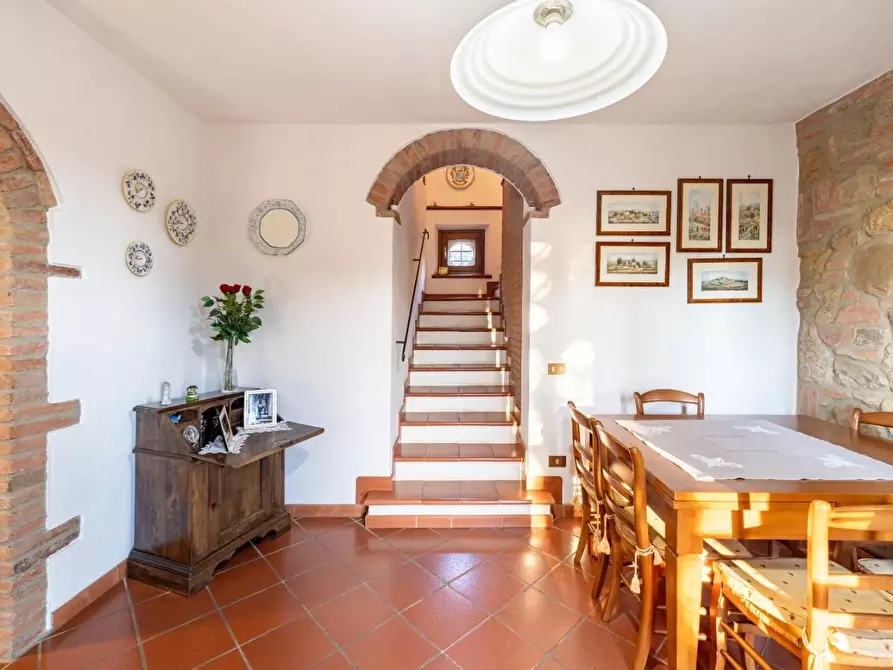 Immagine 16 di Rustico / casale in vendita  a Palaia