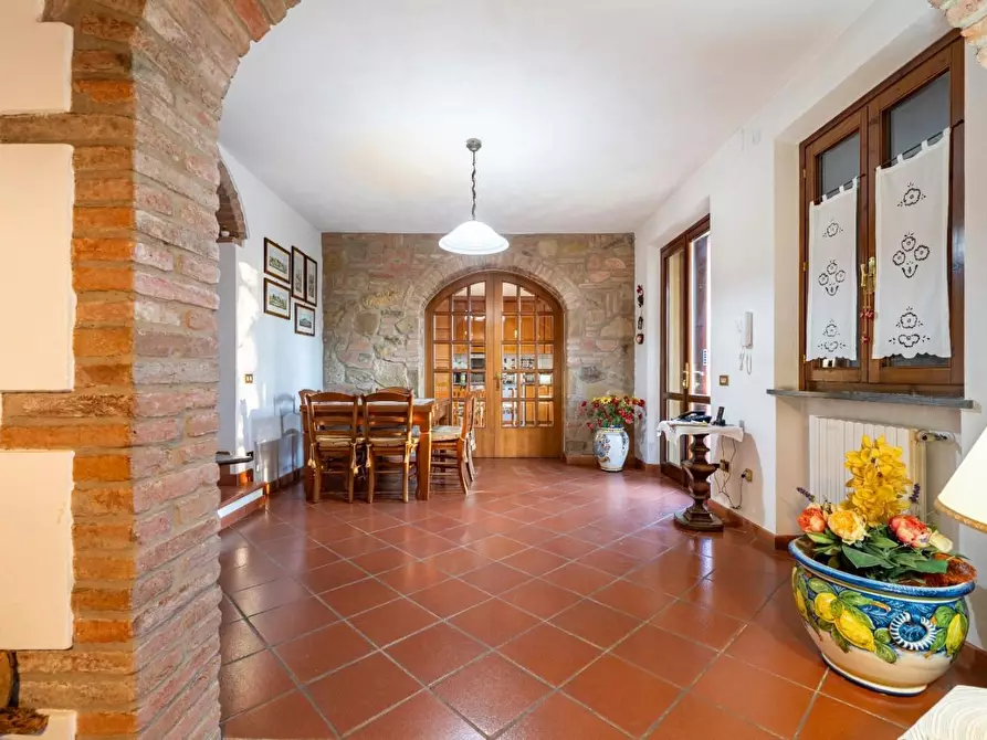 Immagine 15 di Rustico / casale in vendita  a Palaia