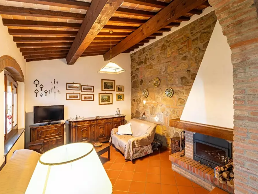 Immagine 9 di Rustico / casale in vendita  a Palaia