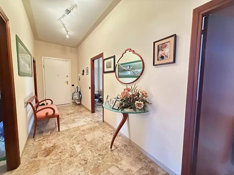 Immagine 2 di Appartamento in vendita  a Empoli