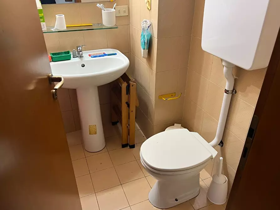 Immagine 23 di Villetta a schiera in vendita  a Massa