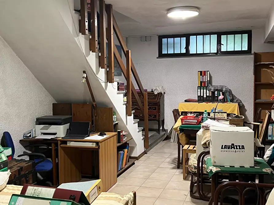 Immagine 22 di Villetta a schiera in vendita  a Massa