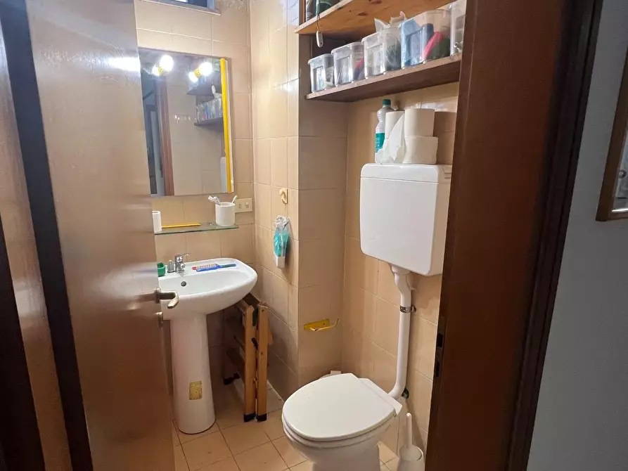 Immagine 24 di Villetta a schiera in vendita  a Massa