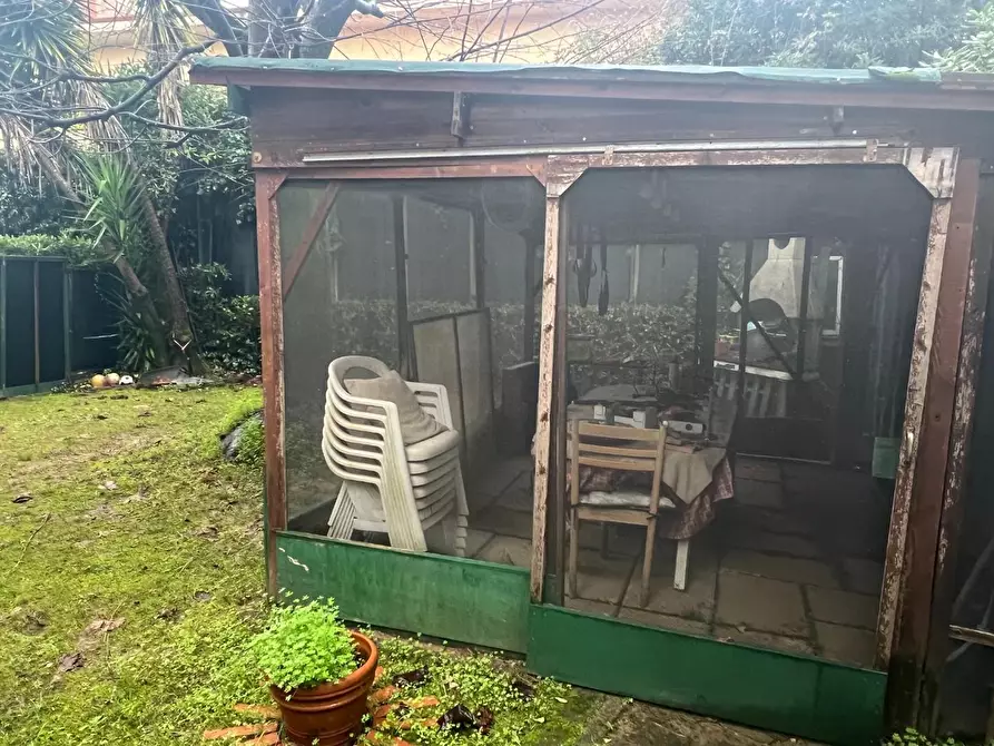 Immagine 50 di Villetta a schiera in vendita  a Massa