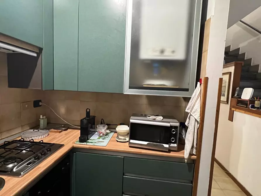 Immagine 9 di Villetta a schiera in vendita  a Massa