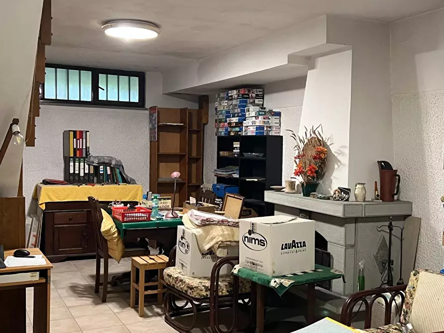 Immagine 21 di Villetta a schiera in vendita  a Massa