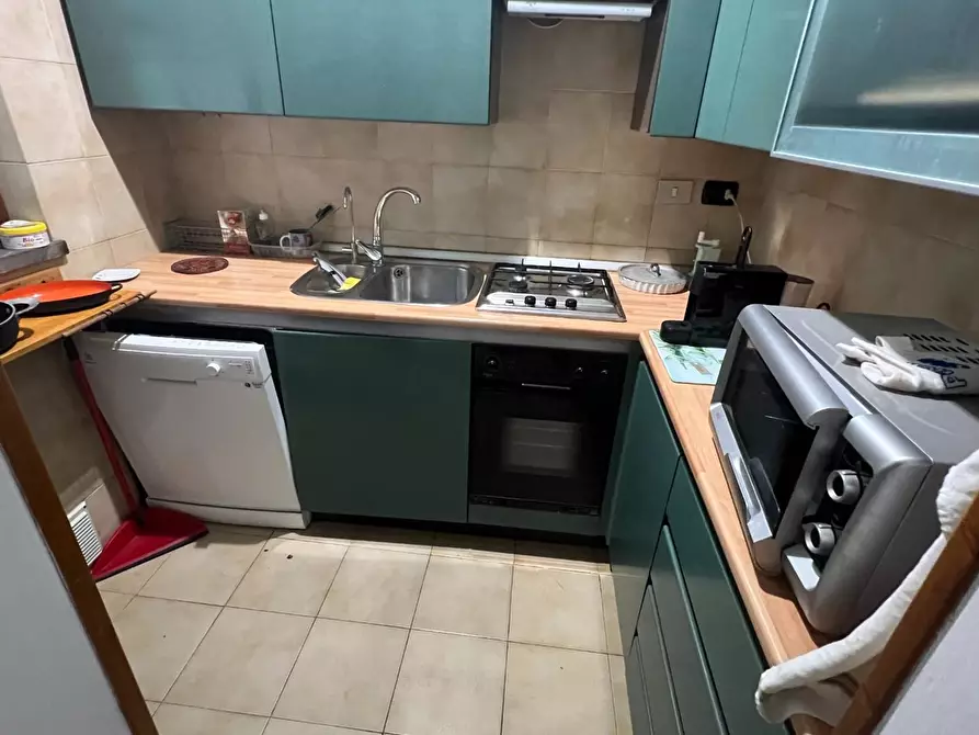 Immagine 8 di Villetta a schiera in vendita  a Massa