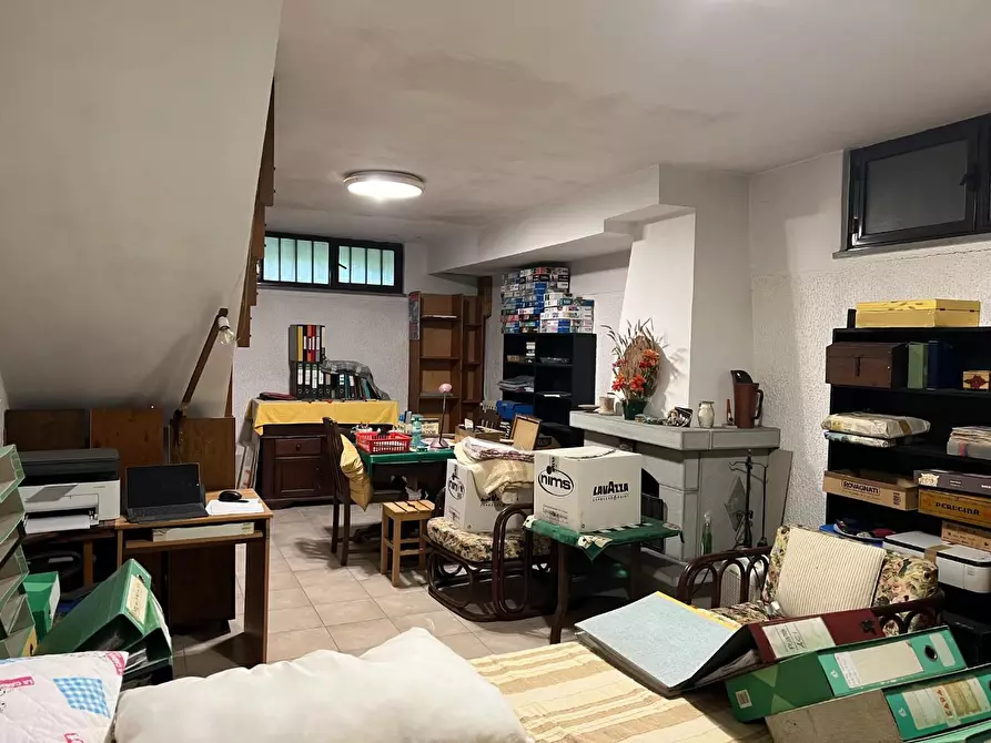 Immagine 20 di Villetta a schiera in vendita  a Massa