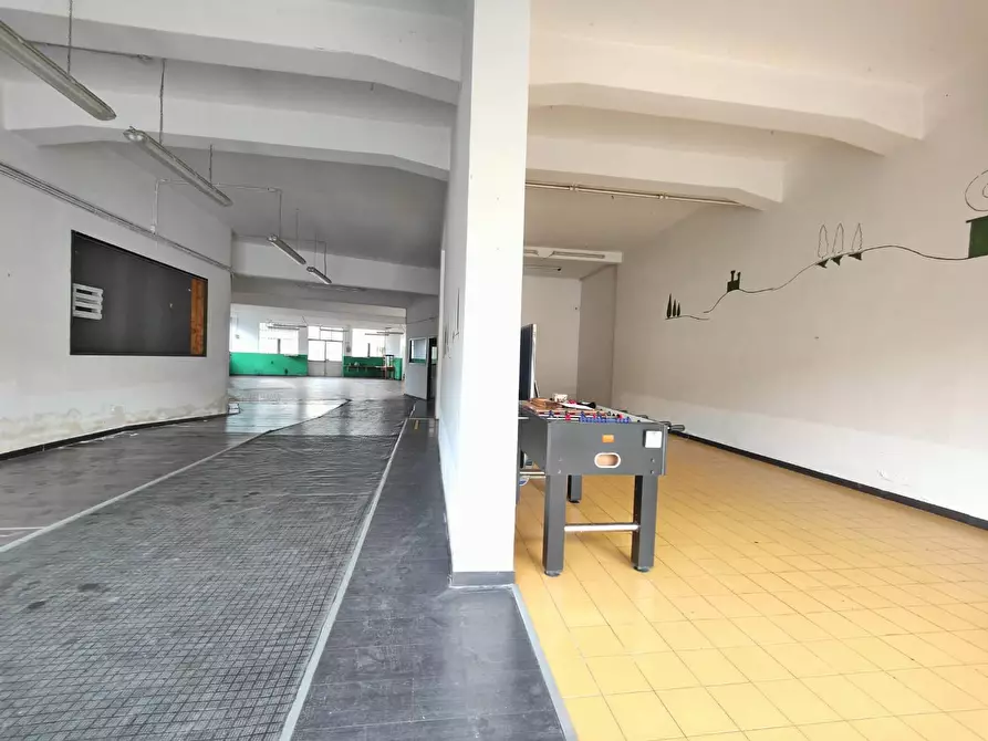 Immagine 2 di Locale commerciale in affitto  a Fucecchio