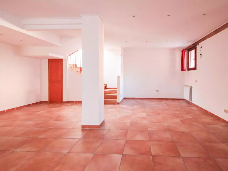 Immagine 9 di Appartamento in vendita  a Pisa