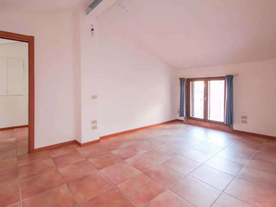 Immagine 27 di Appartamento in vendita  a Pisa