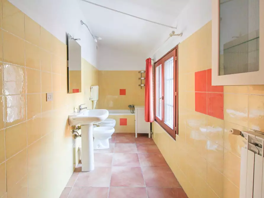 Immagine 29 di Appartamento in vendita  a Pisa