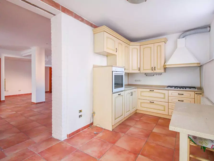 Immagine 15 di Appartamento in vendita  a Pisa