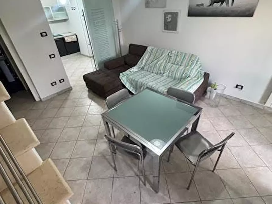 Immagine 10 di Casa semindipendente in vendita  a Carrara