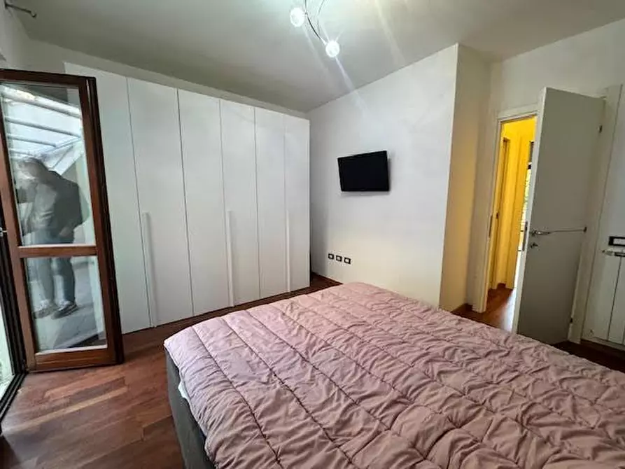 Immagine 16 di Casa semindipendente in vendita  a Carrara