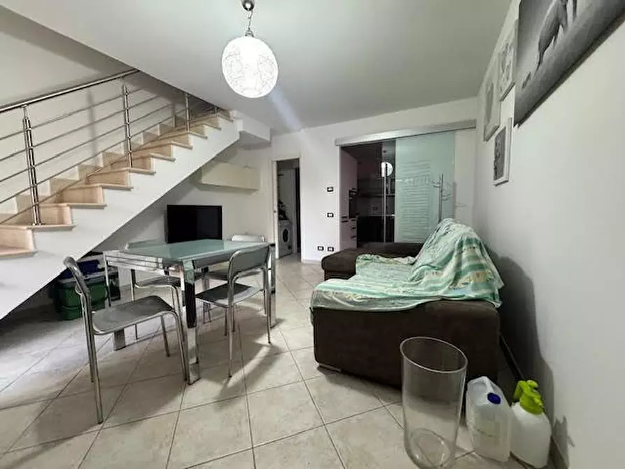 Immagine 23 di Casa semindipendente in vendita  a Carrara