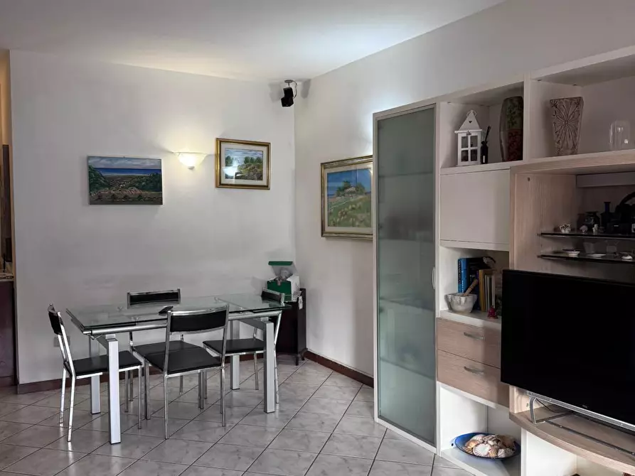 Immagine 3 di Appartamento in vendita  a Massa