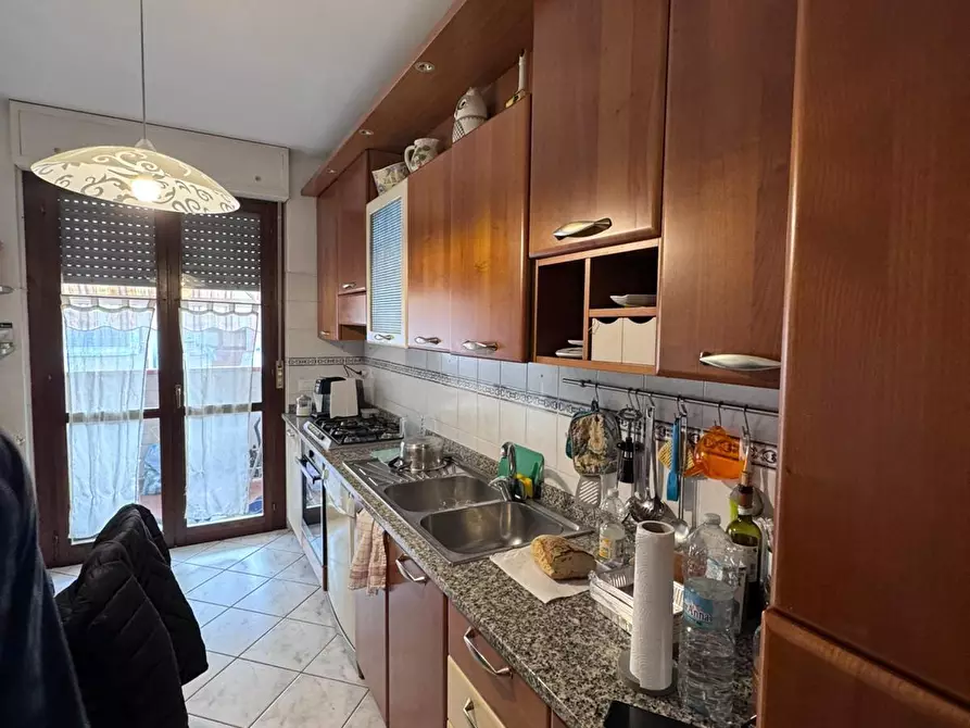 Immagine 11 di Appartamento in vendita  a Massa