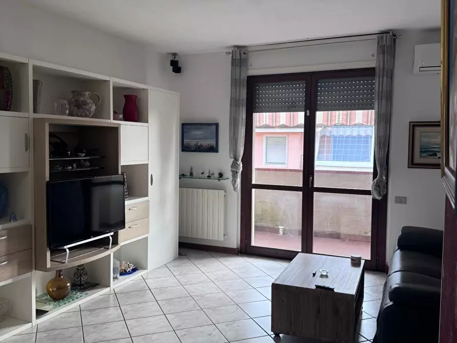 Immagine 5 di Appartamento in vendita  a Massa