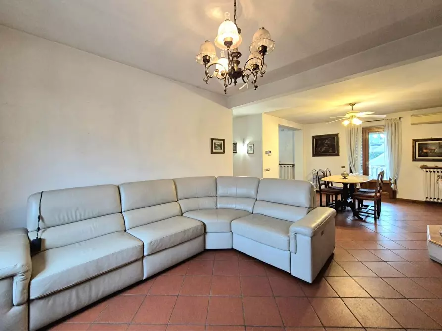 Immagine 4 di Terratetto in vendita  a Lucca