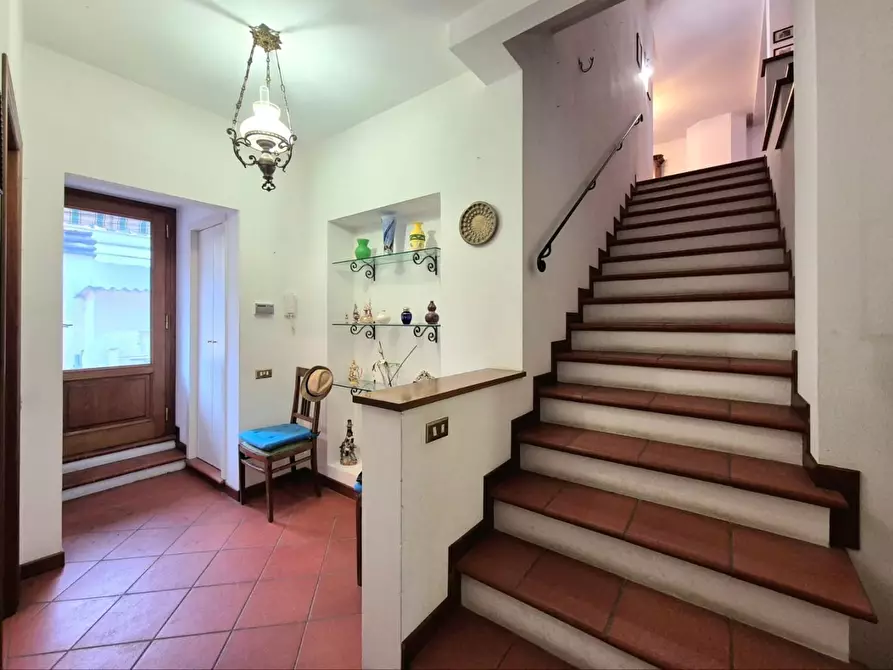 Immagine 10 di Terratetto in vendita  a Lucca