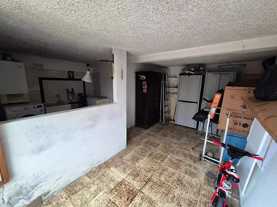 Immagine 16 di Casa indipendente in vendita  a Siena