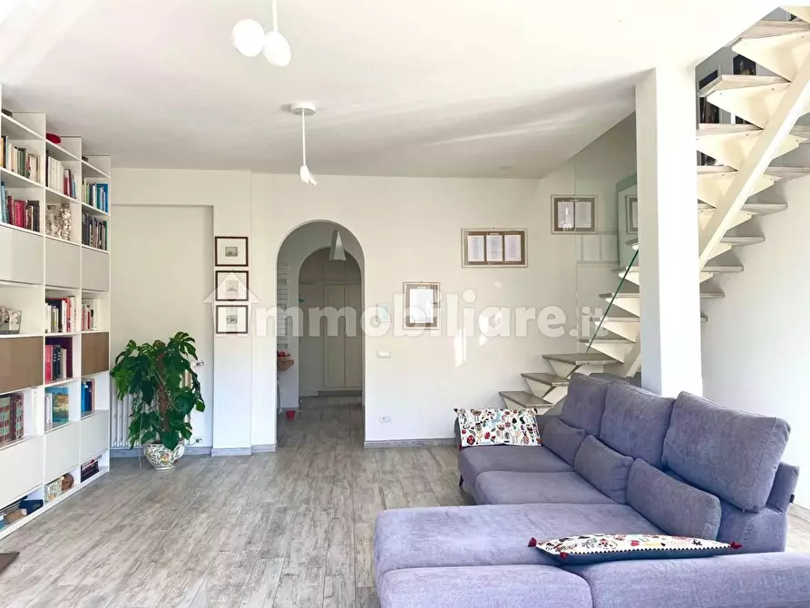 Immagine 8 di Villa in vendita  a Forte Dei Marmi