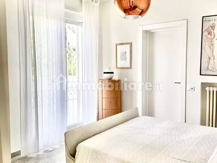 Immagine 24 di Villa in vendita  a Forte Dei Marmi